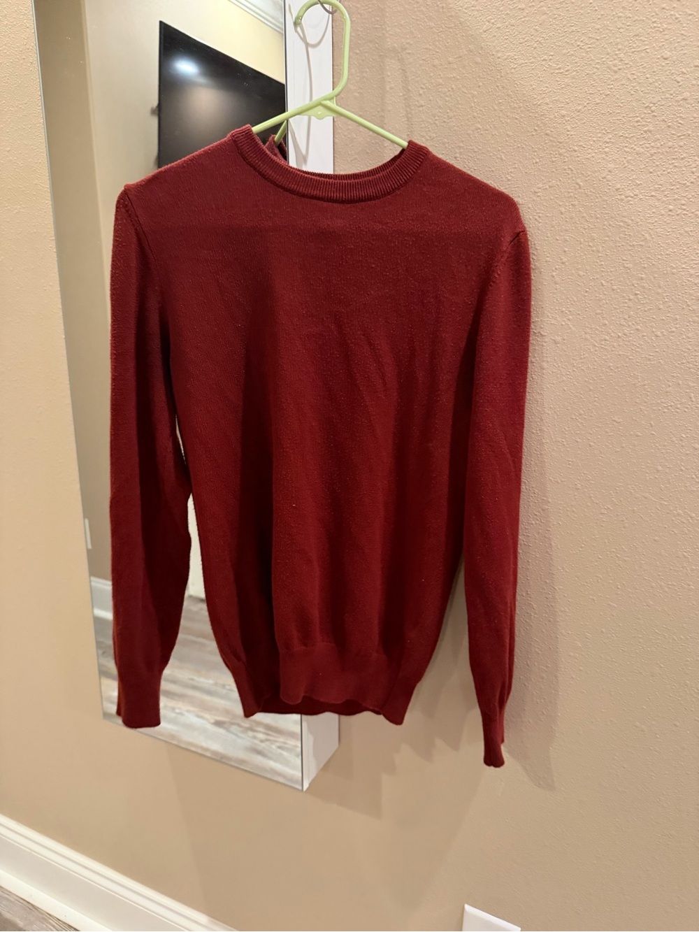 Forever 21 Men's Crewneck Sweater in Deep Wine